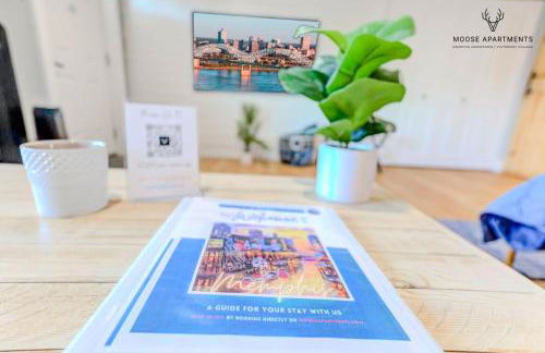 The Moose #8 - Modern Luxe Loft with King Bed & Free Parking & Wifi - Foto 35