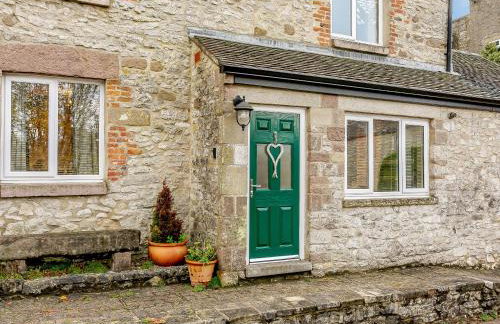 The Miners Rest - Photo 1