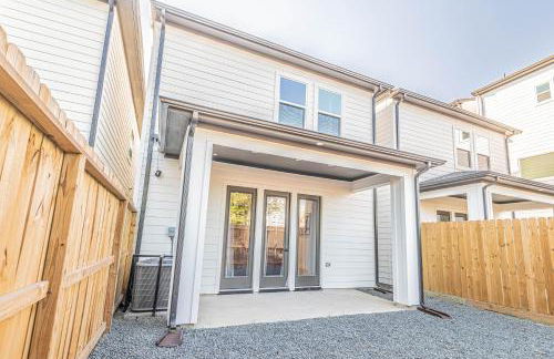 Luxury Haven near Dwtn, Med CTR, with Fast Free WiFi, Parking - Foto 31