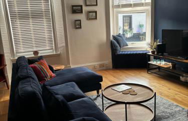 Taylor Close - Spacious Central Ferry Flat - Photo 3