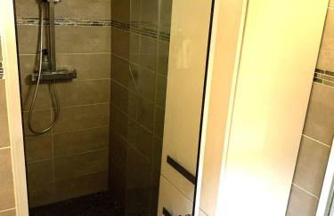 T2 bis atypique Bordeaux-centre - Classement 3 étoiles - Foto 15