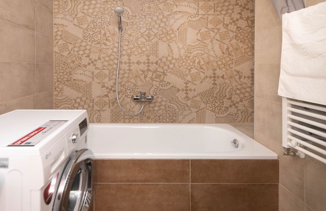 Dagály Apartments by FirstHost - Photo 10