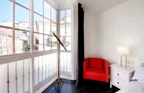 Spacious centre apartment in Málaga - Photo 3