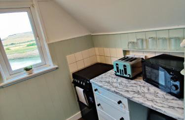 Historic river side cottage - top apartment - Foto 16