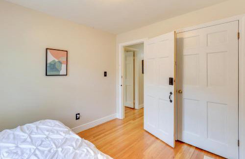 Spacious East Haddam Retreat with Private Pool! - Foto 24