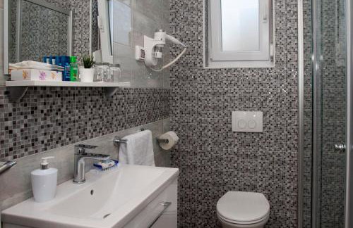 Four Stars Apartments - Foto 44