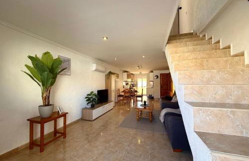 Cozy Townhouse - Foto 47