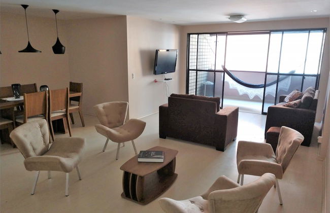 Apartamento a 200m feirinha beira mar - Foto 1