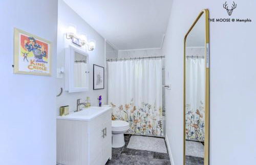 The Moose #4 - Elvis Presley King Suite with Free Parking and WIFI - Foto 20