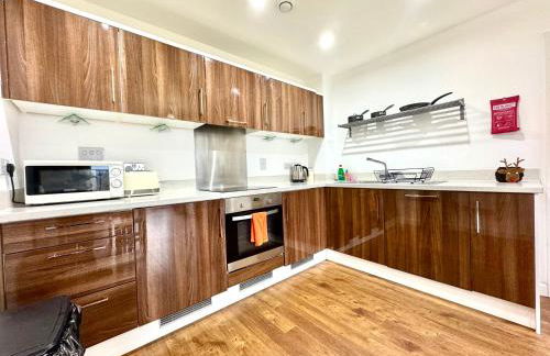 VIPAbodes at The Nankeville Woking - Photo 24