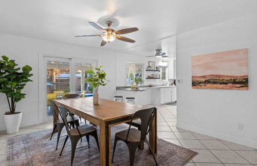 Shangri La Home - Boho Chic with Patio Pool & Grille - Foto 4