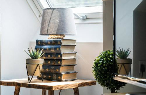 Beautiful new apartment with sheltered parking - Photo 12