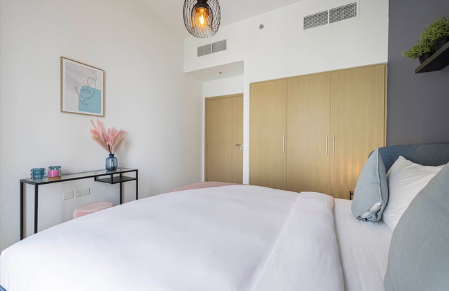 Scenic 1-bedroom Apartment in Dubai Creek Harbour - Foto 2