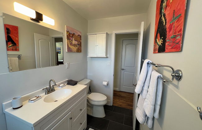 Hummingbird Mountain Cottage - Photo 39