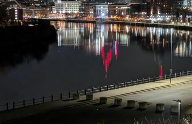 Waterfront Quayside Apartment with secure parking & lift, Ideal for Mobility Users - Foto 25