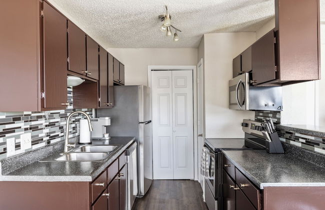 Landing Grand Prairie - Photo 20