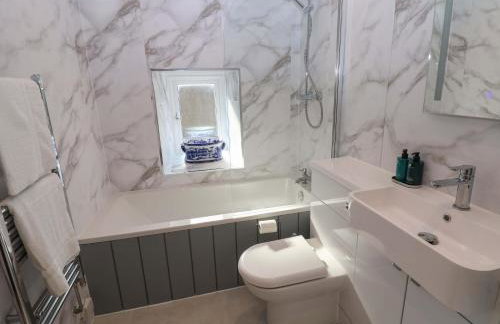 Eastend Cottage - Photo 33