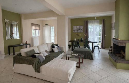 Luxury Seaview 3BDR Maisonette-100m to Beach - Foto 6