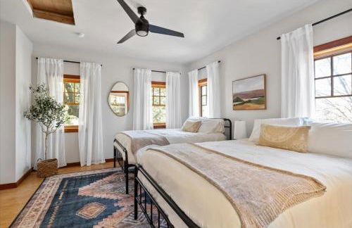 Urban Cowboy Villas - Heart of 704 - Foto 20