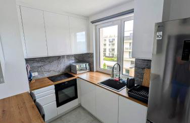 Przystanek Międzylesie Dwupokojowy Apartament z osobną Kuchnią Garażem Self Check-in Blisko CZD - Foto 9