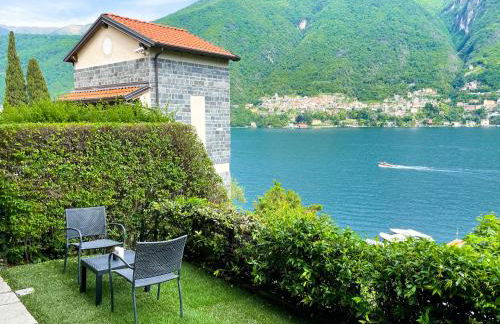 Regina di Laglio - Private Garden, Free Undercover Parking - Foto 1