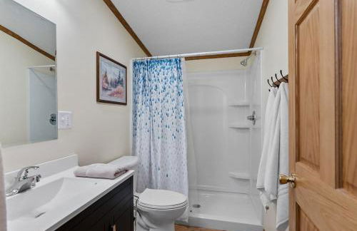 Picture Perfect Dual Home on the Lake - Foto 36