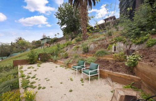 New Listing Hillside Villa by Colby & Conrad - Foto 39