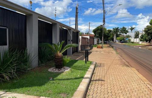 Casa com grade na piscina,ideal para familia com crianças - Foto 59