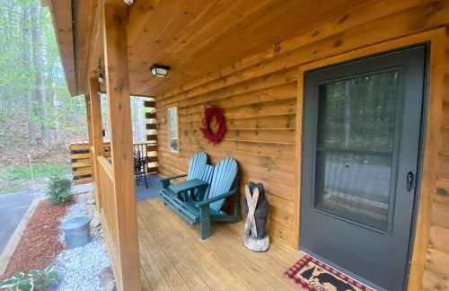 Couples Getaway Log Cabin in the White Mountains - Foto 2