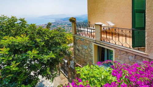 Dimora Concept -Ca' Lena - SeaView Terrace and Parking - Foto 3, Garden view