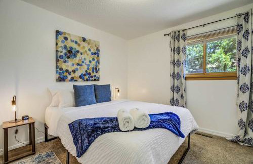 Alder Nest Cozy Retreat w Fire Pit & Workspace - Foto 2