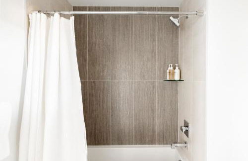 New! Sprawling Floor Plan - Central LoHi - Peloton - Foto 30