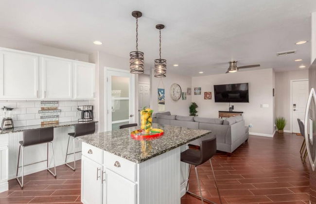 Desert Oasis Buckeye Gameroom Pool Golf - Foto 11