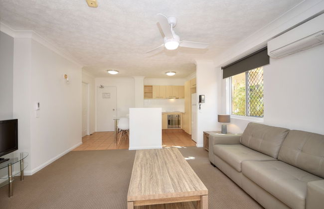 San Mateo on Broadbeach - Photo 20