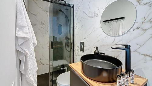 Sunny & Calm 2-Room Apartment in the Heart of Biot - Foto 4