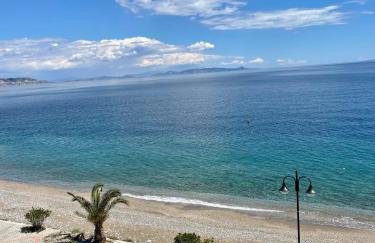 Apartment above the sea - Foto 12