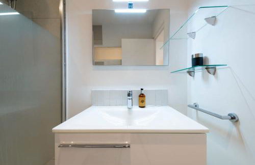 2-Br Apartment Terrace Cannes City Centre - Photo 37