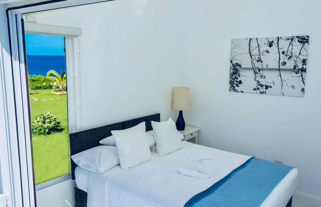 Stunning Ocean View - Photo 3