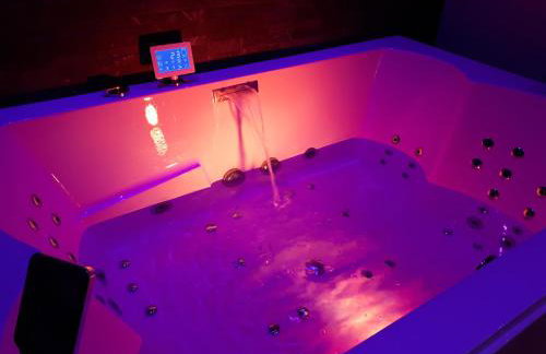 SPA privatif Love room, Le Hammam et Bulles, chez Nuits Chartraines - Foto 27