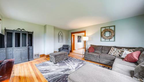 Charming Tonica Farmhouse with Private Yard! - Foto 5