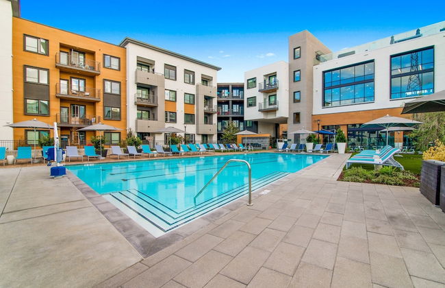 Global Luxury Suites in Menlo Park - Photo 42