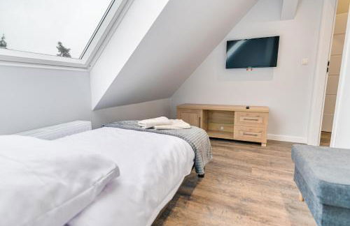 VIP Apartment A 64qm 4 Zi DG Wohnung klimatisiert großes Bad u Küche max 4 Gäste inklusive Schlafsofa - Foto 10