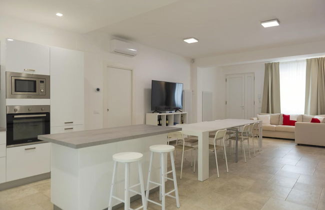 Villa Near Cisternino With Pool and Orchard - Foto 13