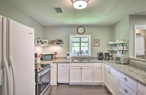 Dog-Friendly Home with Gas Grill - Walk to Rose Bay! - Photo 9