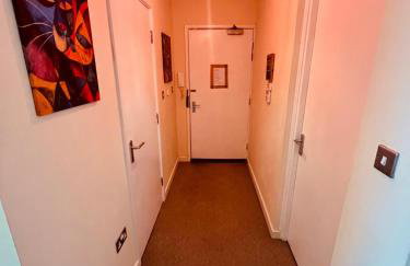 Middlesbrough Spacious Flat 2 bedrooms & 2 bathrooms & Free Private Parking & Wifi - Foto 15