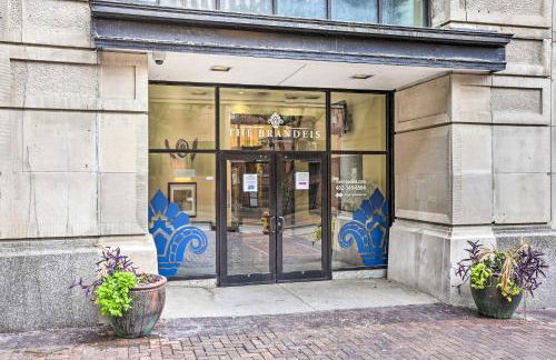 Heart of Dtwn Omaha Historical Apt with Perks - Foto 60