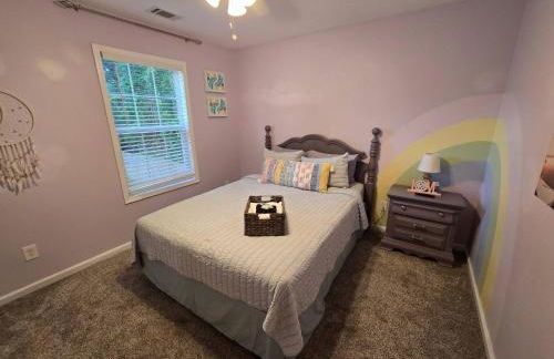 Welcoming 4BR Vacation Home in West End Atlanta - Foto 22