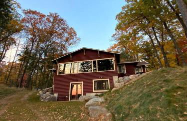 Charming Lakeside Lodging in Minocqua Perfect for a Nature Escape in Wisconsin - Foto 2