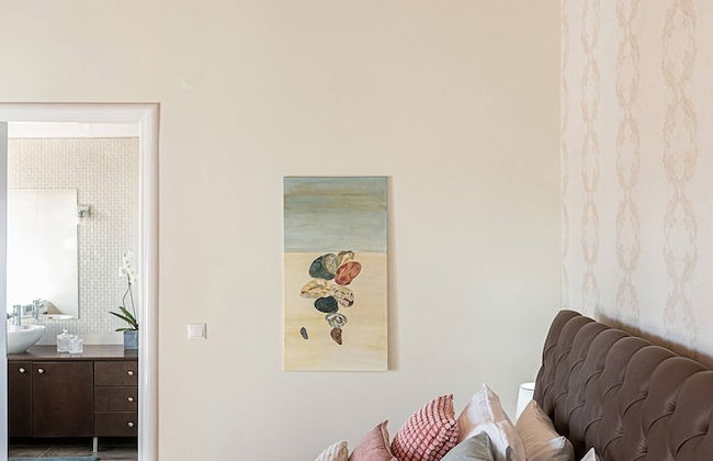 Tuscany Villa Near Marathi Beach 13pl 5bd - Photo 2