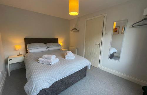 Modern Coastal Retreat, 5-Bedroom, 4-Bathroom Home, with Parking in Portsoy - Foto 26